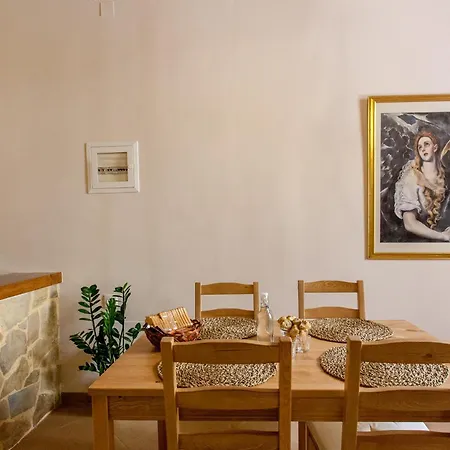 Pleiades Apartment