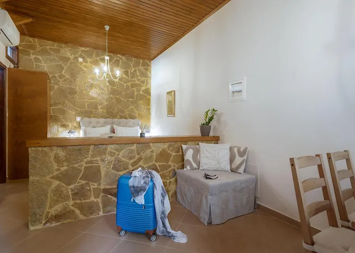 Pleiades Апартаменты